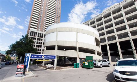 calgary tower parking rates