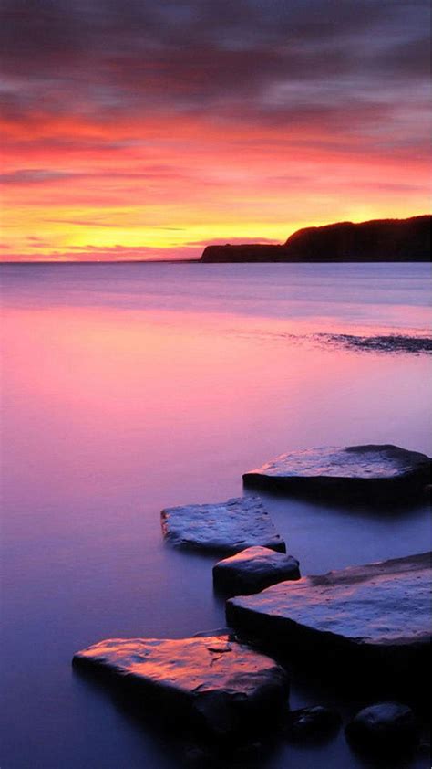 Stay Serene with Calm Phone Background: The Ultimate Solution to Reduce Stress