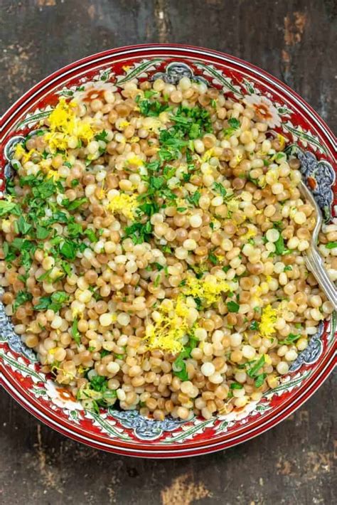 calories in israeli couscous cooked