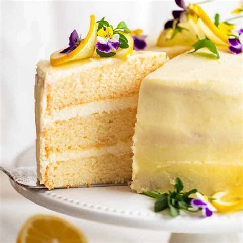 calories in lemon cake with icing