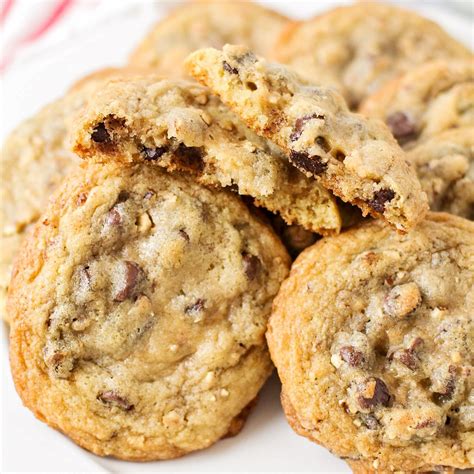 calories toll house chocolate chip cookie