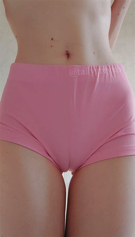 camel toe hot 2