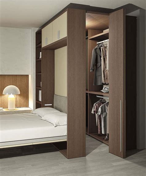 camera da letto piccola con cabina armadio