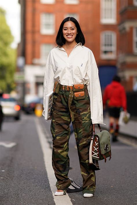 Camo pants womens outfits, Cargo pants, Casual wear on Stylevore