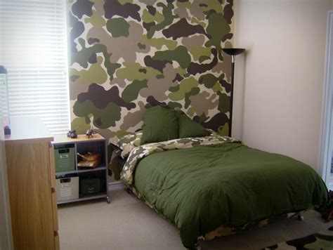 Camouflage Room