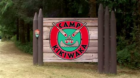 Kikiwaka camp Apron Customon
