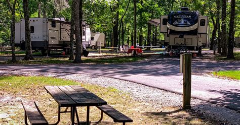 camping at giant city state park