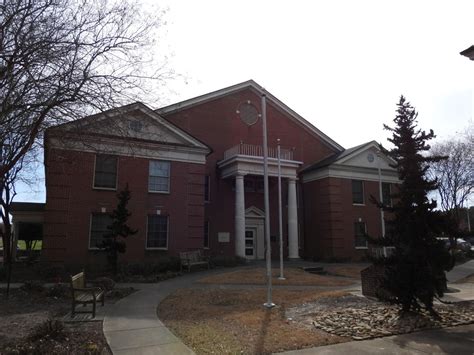 campus suffer for old-timer