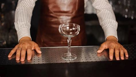 Can A Bartender Drink While Working In Illinois