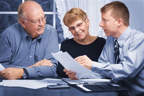 can a financial advisor help with tax advice