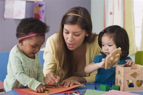 can a level 2 teaching assistant work in a nursery