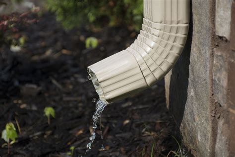 Can Downspouts Get Clogged