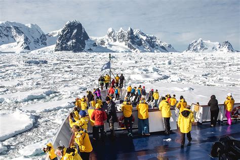 can people travel to antarctica