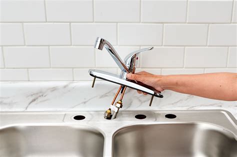 Can T Remove Single Handle Kitchen Faucet