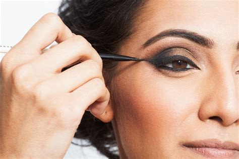 Can Unopened Eyeliner Expire