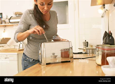 Can You Die From Sticking A Fork In The Toaster