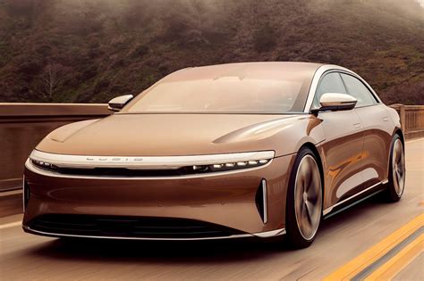 can you lease a lucid air