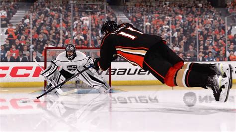 can you play nhl 23 on pc