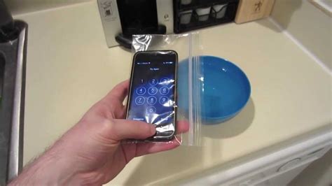 Can You Put Your Phone In A Ziploc Bag In The Pool