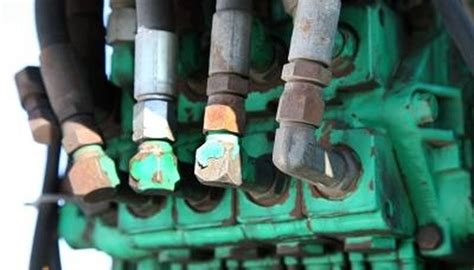 Can You Repaint Boat Engine