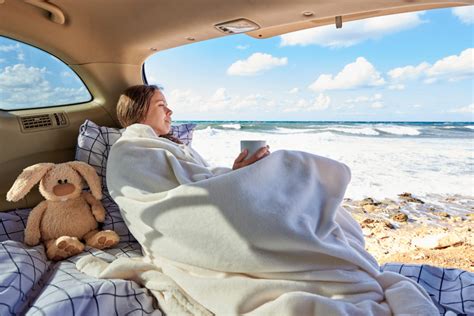 can you sleep in your car at the beach in california