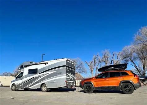 Can You Tow A Car With A Class C Rv