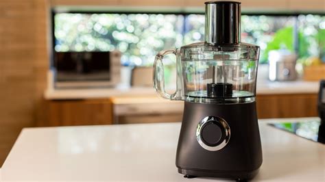 Can You Use A Blender In Place Of A Food Processor