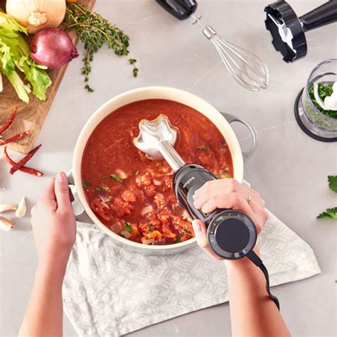 Can You Use A Stick Blender In A Saucepan