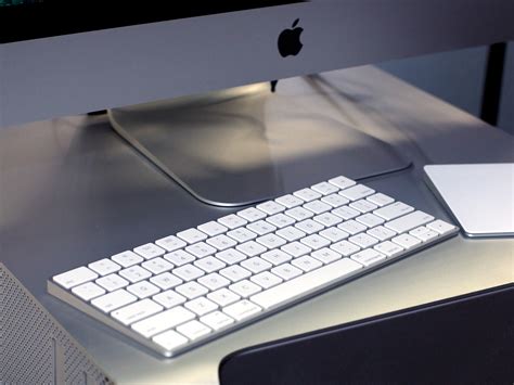 can you use mac keyboard while charging