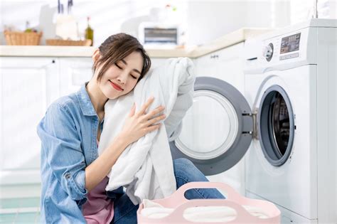 Can You Wash Vinyl Fabric In The Washing Machine