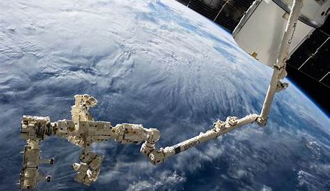 Canadian Space Station Commercial Crew Set For Historic X Launch To
