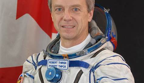 Astronaut Chris Hadfield launching on book tour for 'Guide