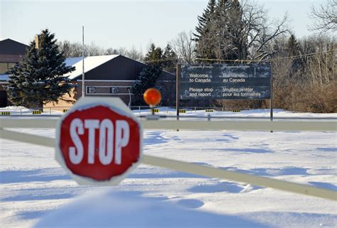 canadian border crossings in minnesota