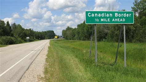 canadian border in minnesota