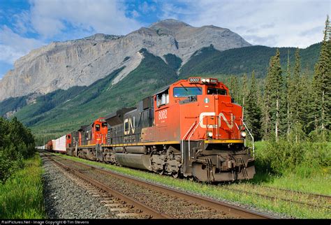 canadian national railway contact