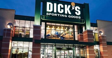 canadian sporting goods retailers