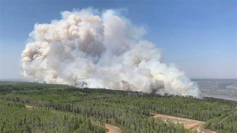 canadian wildfires news alberta