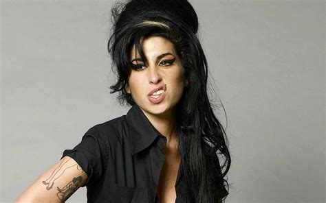 canciones famosas de amy winehouse