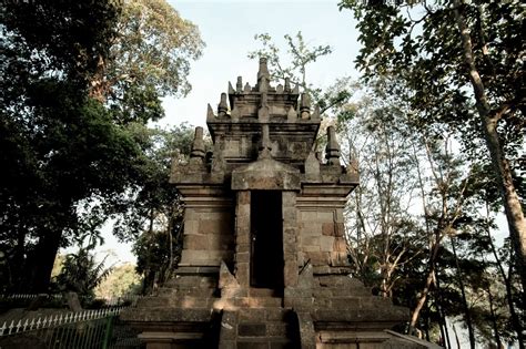 Candi Cangkuang