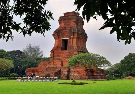 Candi Trowulan