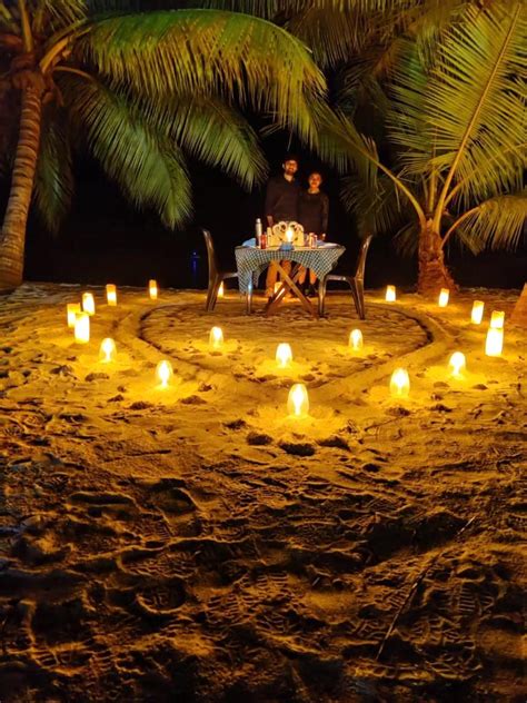 Candle-lit dinner image