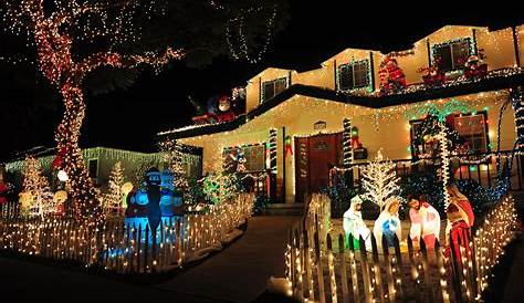 Candy Cane Lane Christmas Lights El Segundo ’s Sees Huge Turnout As Santa