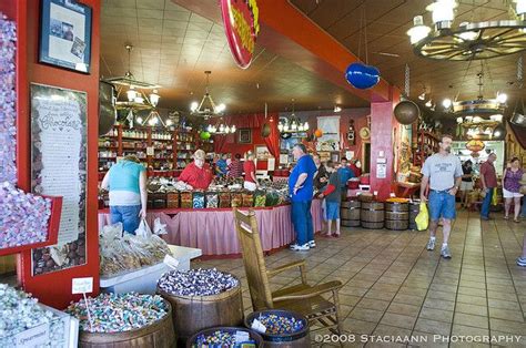 candy shop hayward wi