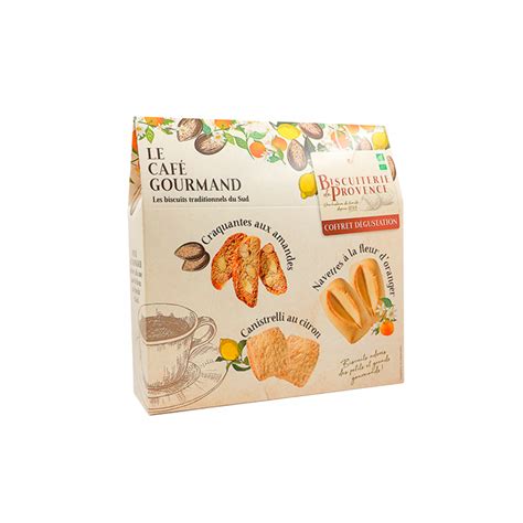 Un canistrello servi avec un café