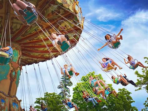 Evan and Lauren's Cool Blog 9/7/16 Canobie Lake Park and Soaking Up