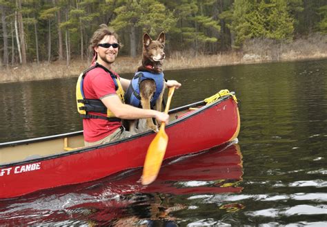 Canoe Plastic Dog