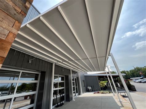 Canopies Retractable