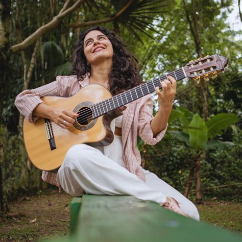 cantora ana paula da silva