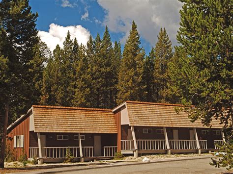 canyon lodge yellowstone western cabin