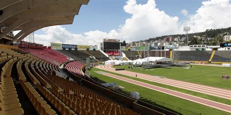capacidad del estadio atahualpa